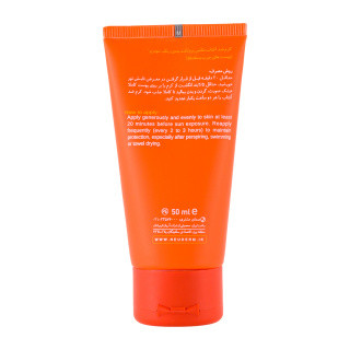 کرم ضد آفتاب بی رنگ نئودرم مدل Max Protect SPF50 مناسب پوست چرب حجم 50 میلی لیتر